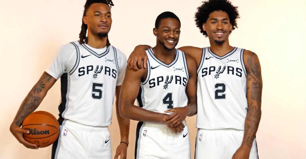 Three takeaways from the Spurs Silver and Black open scrimmage