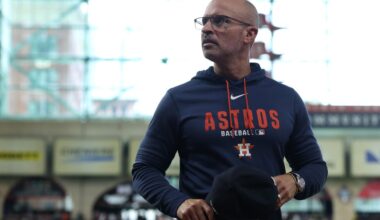 Report: Mariners will see Espada, Kanzler for in-person interviews