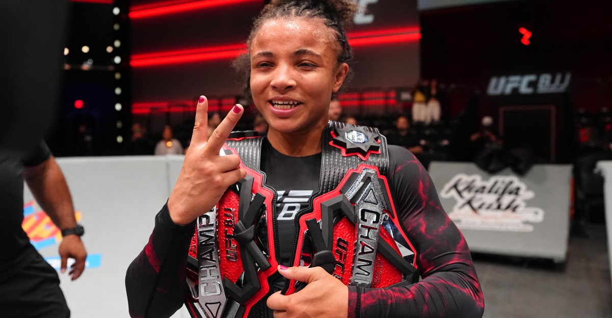 Controversy! Cassia Moura survives Fornarino, becomes first UFC BJJ double champ; Burns submitted