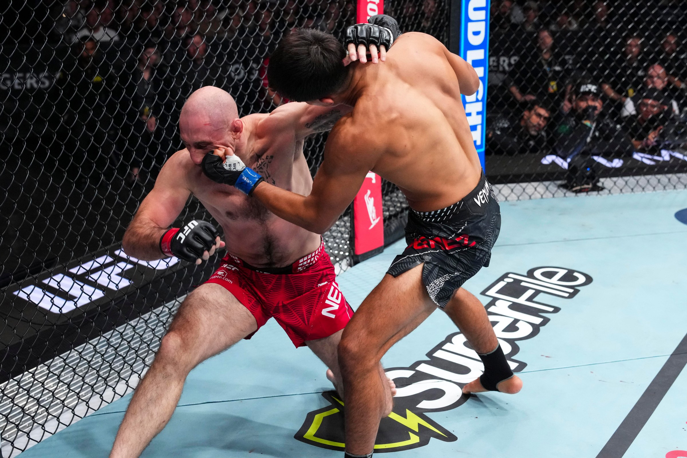 EDMONTON, ALBERTA - OCTOBER 17: Cristian Perez of Mexico throws a punch against Kyle Nelson of Canada in their lightweight fight during UFC Fight Night event at Rogers Centre on October 17, 2026 in Edmonton, Alberta, Canada. (Photo by Ed Mulholland/Zuffa LLC)