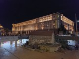 Low-light comparison, main camera (1x), Night mode: Galaxy S26 Ultra - 23mm, f/1.4, ISO 250, 1/20s (4000x3000px) - iPhone 18 Pro Max vs. Galaxy S26 Ultra