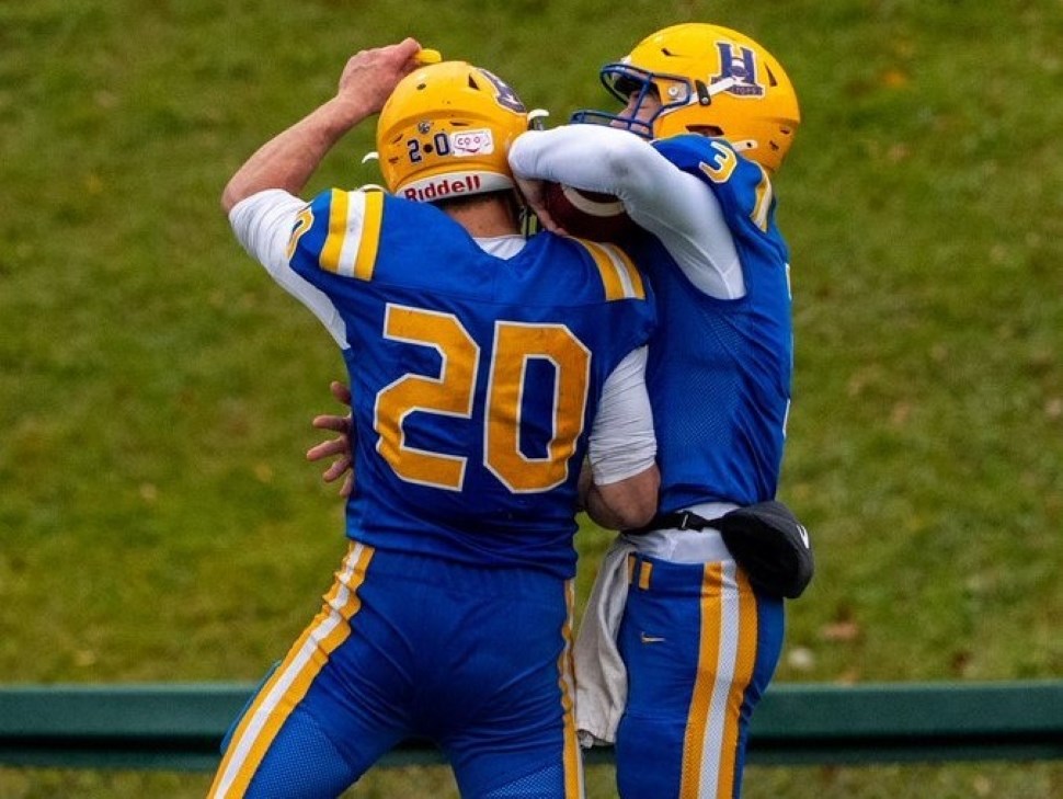 Saskatoon Hilltops use huge second quarter to defeat Edmonton Wildcats in PFC semifinal