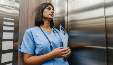 27 Things Doctors Wish They Could Tell Their Patients—But Can't