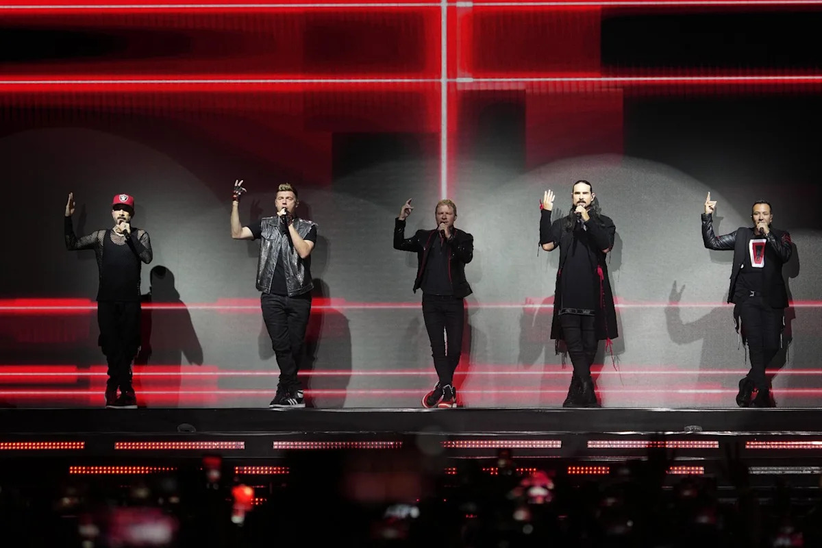 Backstreet Boys extend Toronto residency to 11 nights