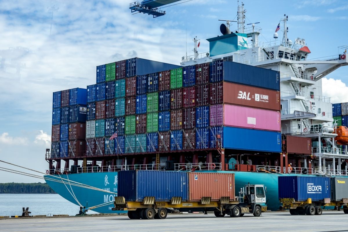Malaysia’s manufacturing momentum cools in September, but hiring and price relief hold steady