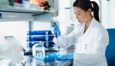 AbbVie vs. Pfizer: Which Healthcare Stock Is a Better Buy in 2026?