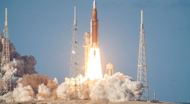 Beyond the Moon: Space Week around the world