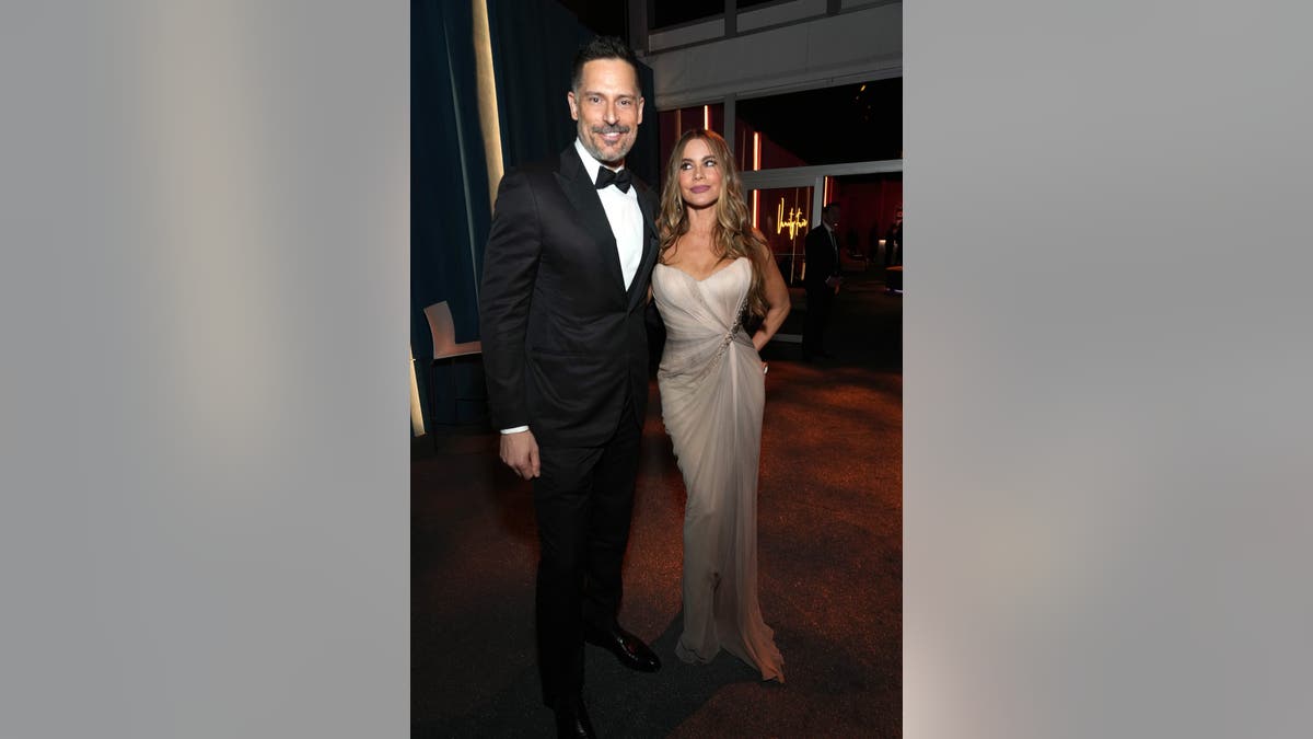 Joe Manganiello and Sofía Vergara attend the Vanity Fair Oscar Party.
