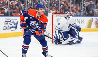 Stolarz makes 30 saves, Maple Leafs slow down McDavid, Oilers