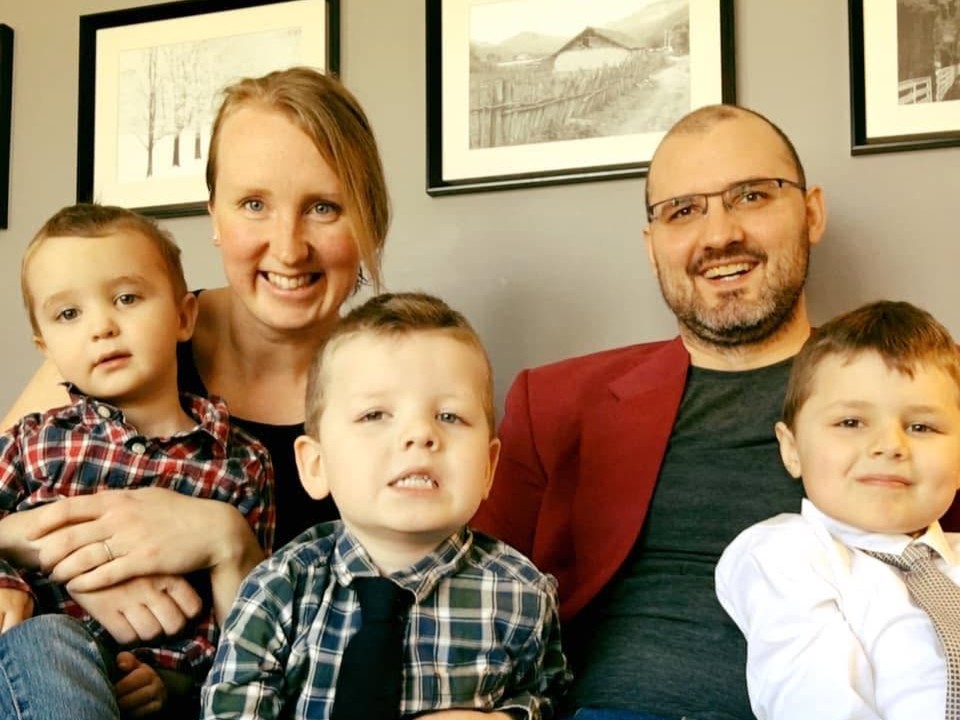 Winnipeg worship leader turns Scripture into songs for the church