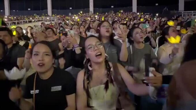 Khán giả hát sau concert BigBang