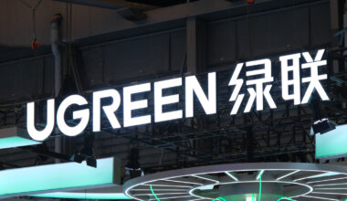 5 Essential UGREEN Gadgets For Your Desk