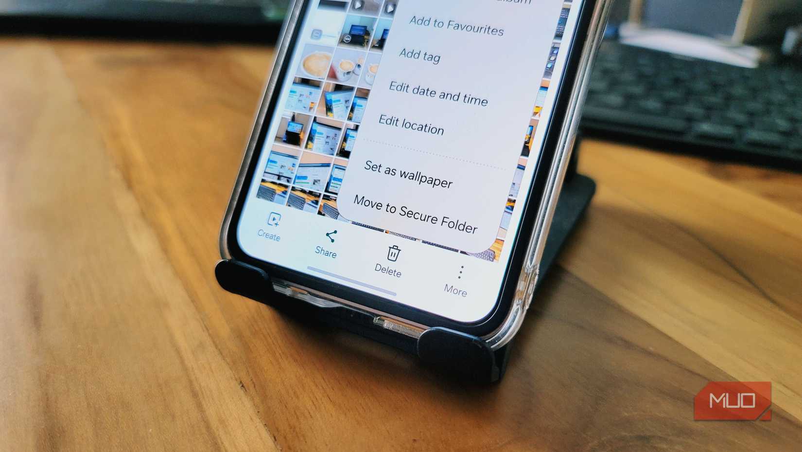 Move to secure folder option in the Gallery app on Samsung Z Flip 6