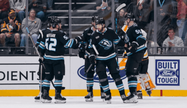 Mammoth hold off late surge in third period by Penguins