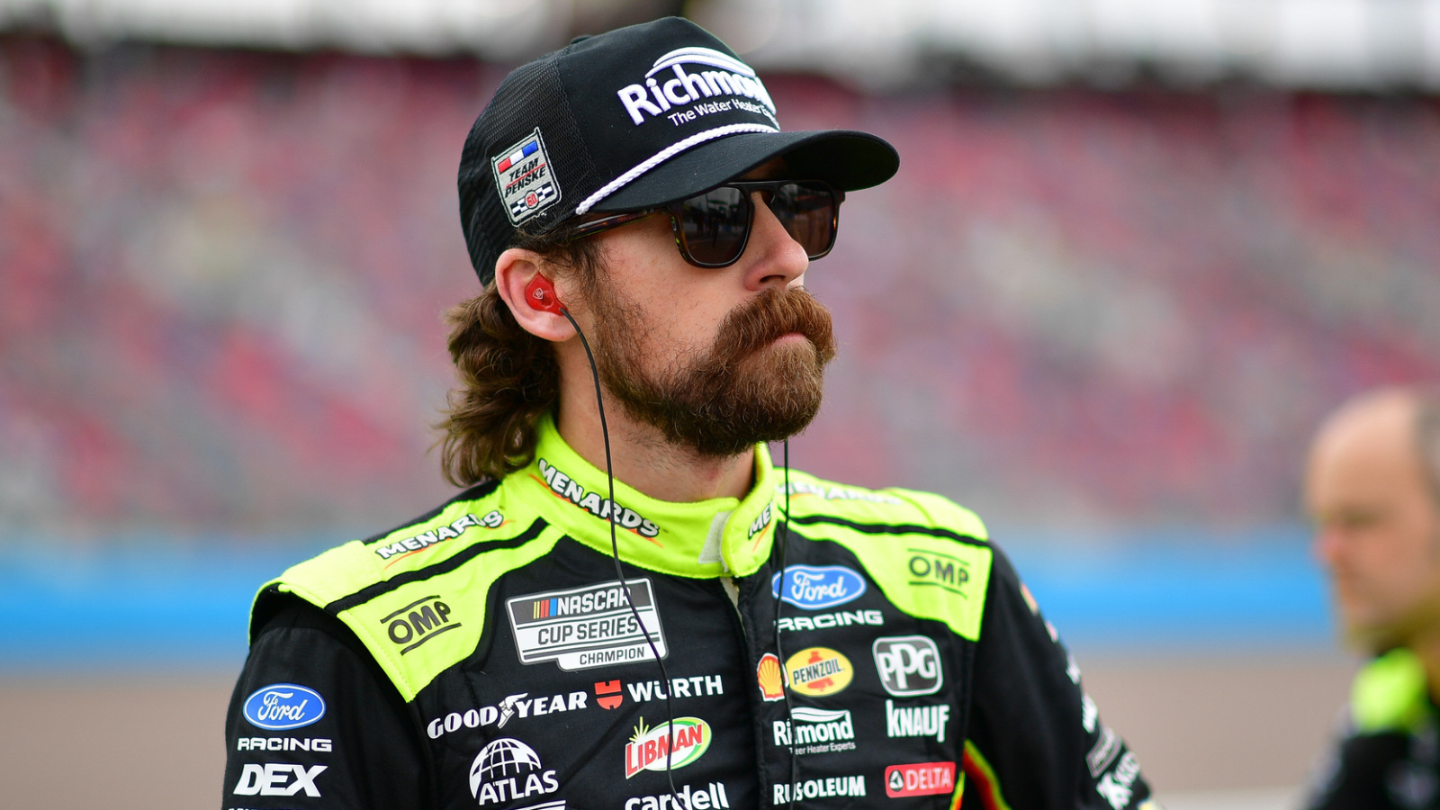 NASCAR YellaWood 500 preview: Favorite, underdog, top storylines