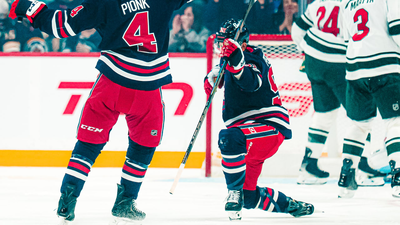 Top line leads Jets past Wild