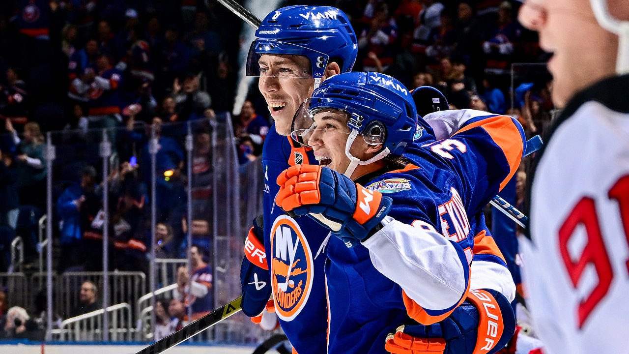 Sorokin makes 37 saves, Islanders cruise to shutout of Devils