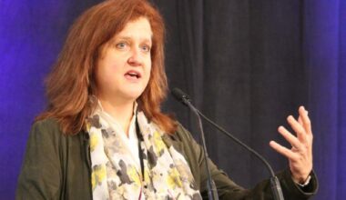 Vancouver Island needs ‘more certainty’ economic report suggests