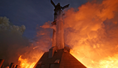 SpaceX ignites giant Super Heavy booster engines ahead of daring Starship launch (video)