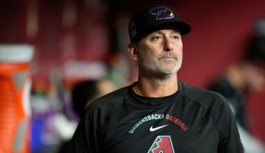 AP source: Torey Lovullo returns to Diamondbacks on two-year deal