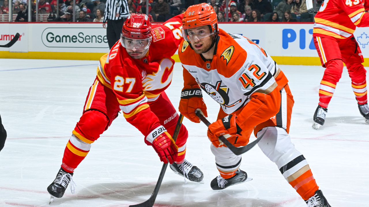 Poehling has two points, Ducks hang on to keep Flames winless