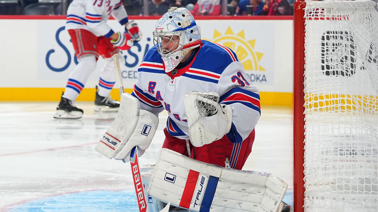 Garand notches 1st career shutout as Rangers top Red Wings