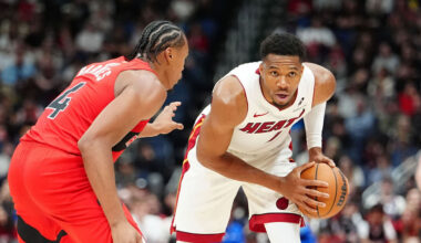 Spoelstra likens Giannis' playmaking to Magic after Heat