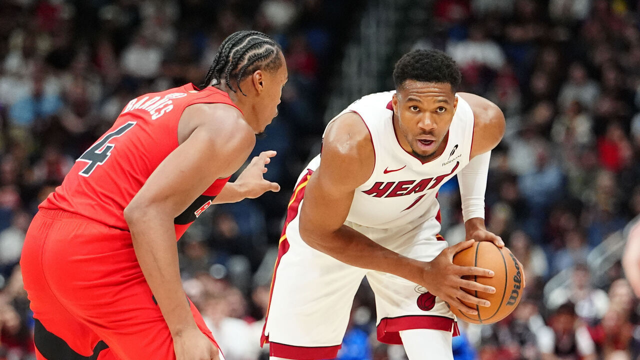 Spoelstra likens Giannis' playmaking to Magic after Heat