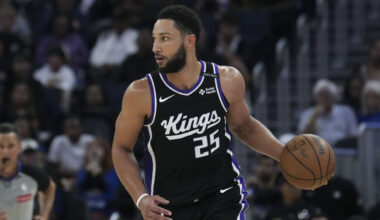 Kings' Simmons suffers torn Achilles amid NBA comeback