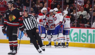 Evans scores twice, Canadiens defeat Blackhawks