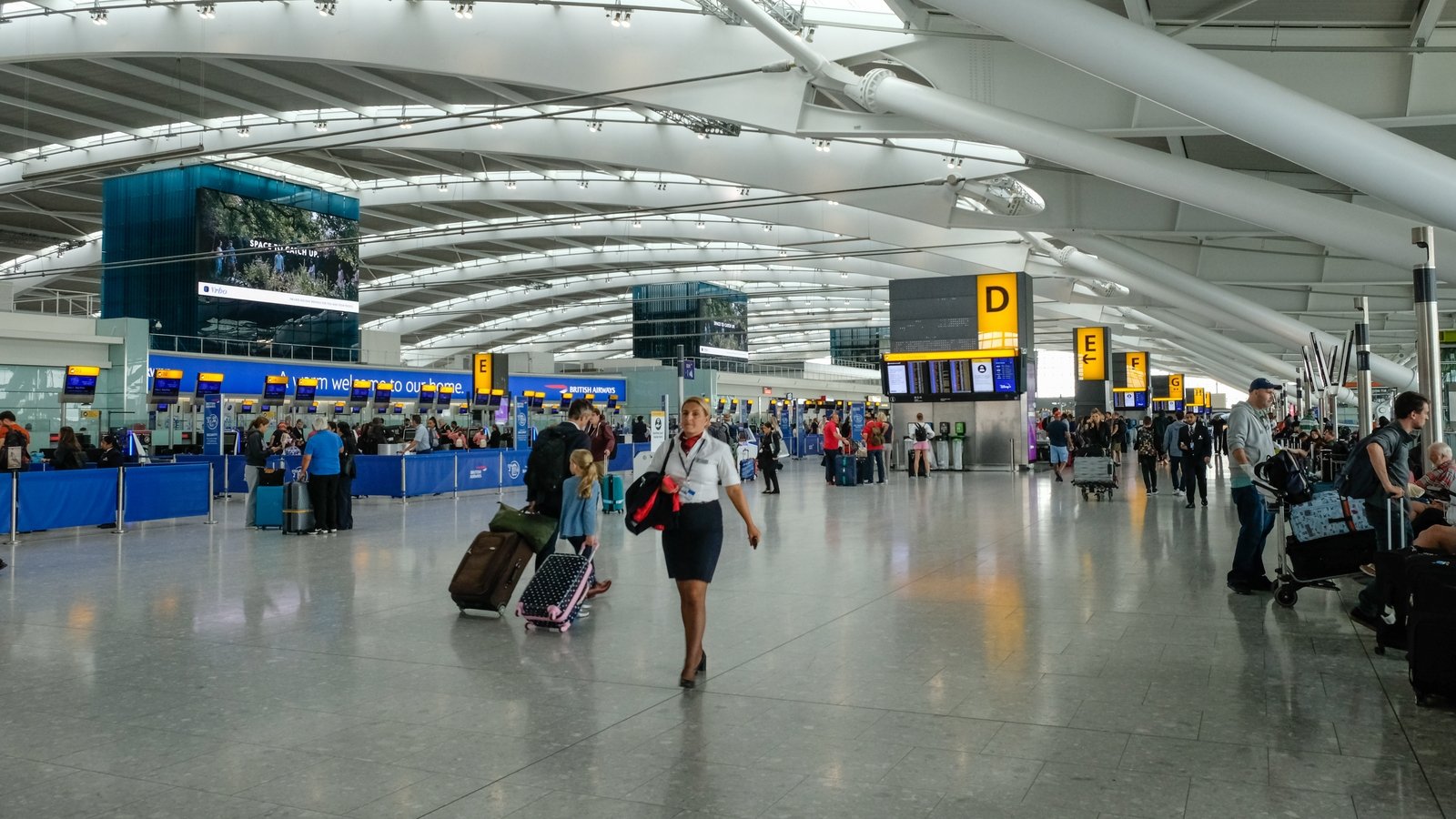 Heathrow terminal closed over possible hazardous material