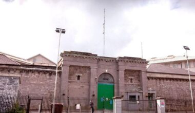 Investigation launched into alleged assaults on three officers at Limerick Prison