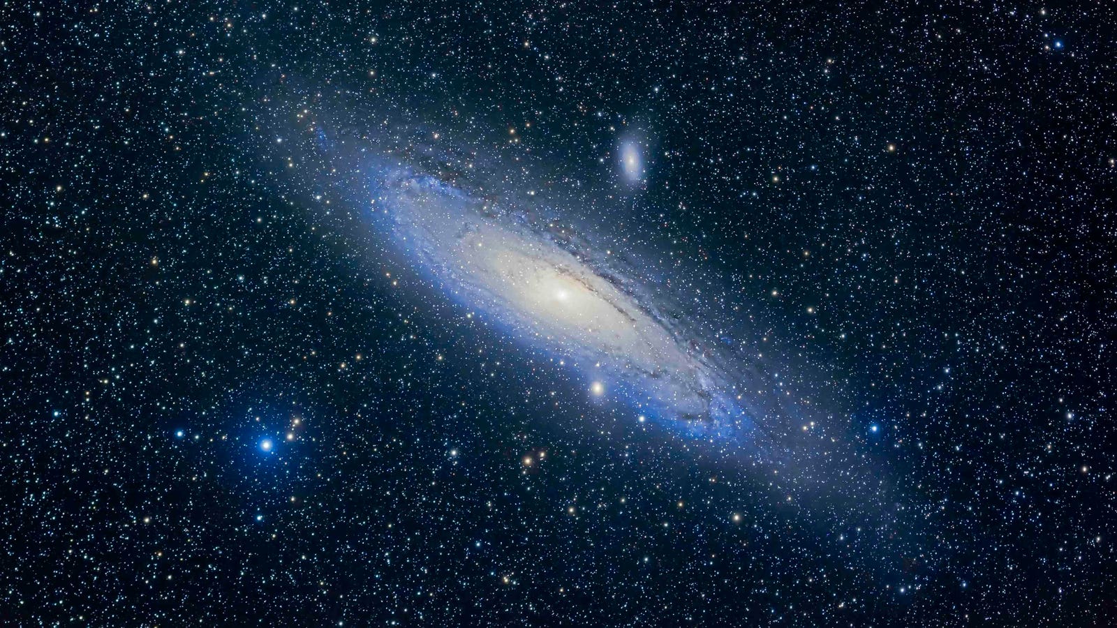 How To See The Andromeda Galaxy With Your Naked Eyes This Week