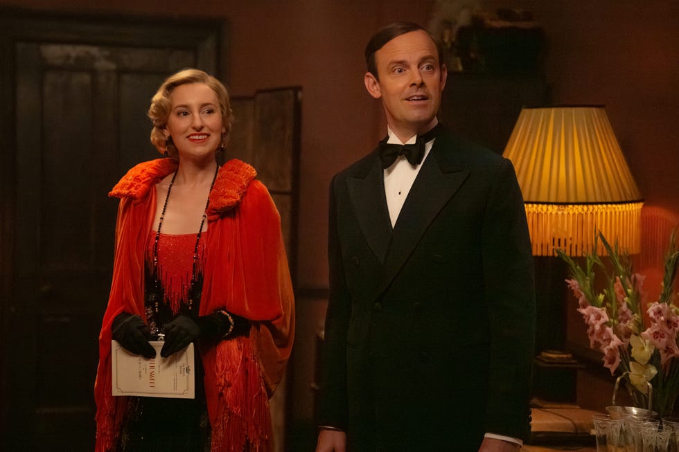 laura carmichael as lady edith, downton abbey the grand finale