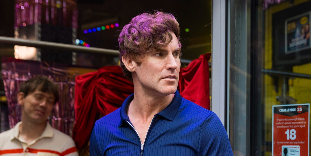 Theo's shaken as a mystery man recognises him