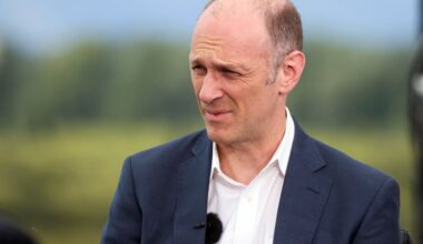 Fed's Goolsbee, on CNBC, says Fed has room to cut rates