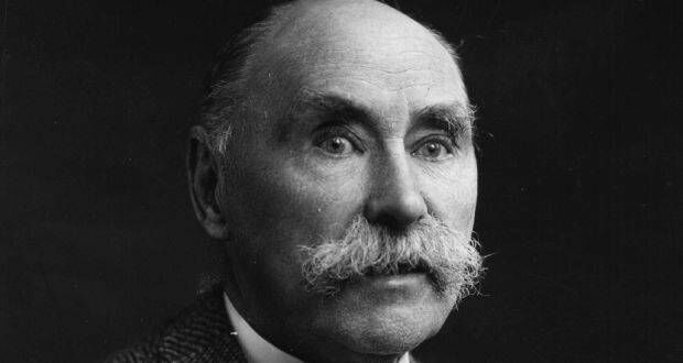 From Roscommon, Douglas Hyde’s people hailed originally from the Castlehyde estate outside Fermoy.