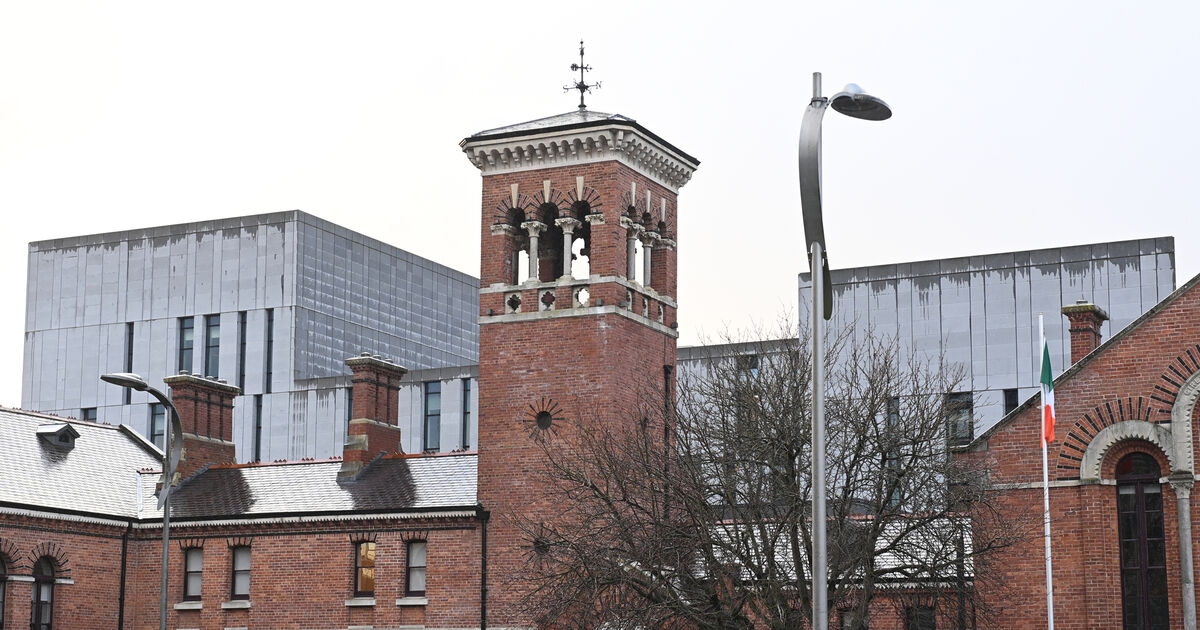 Pregnant woman left distressed on side of Cork road after collision with disqualified driver