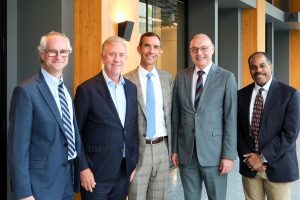 Quantum Group with Governor