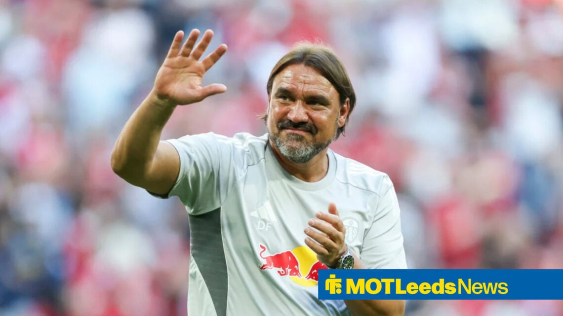 Daniel Farke with arm up