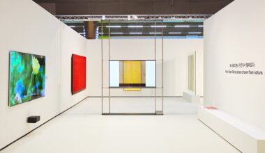 Colors Drawn from Nature: Park Seo-Bo and LG OLED in Dialogue