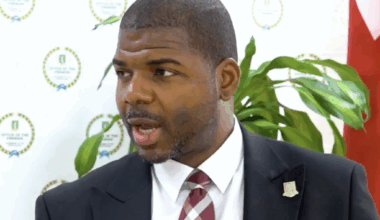 Premier urges support for local businesses at Buy BVI Expo