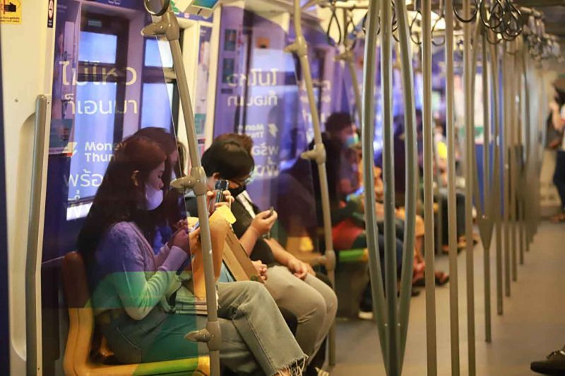 Spectrum shortage prompts fears of mobile data crisis