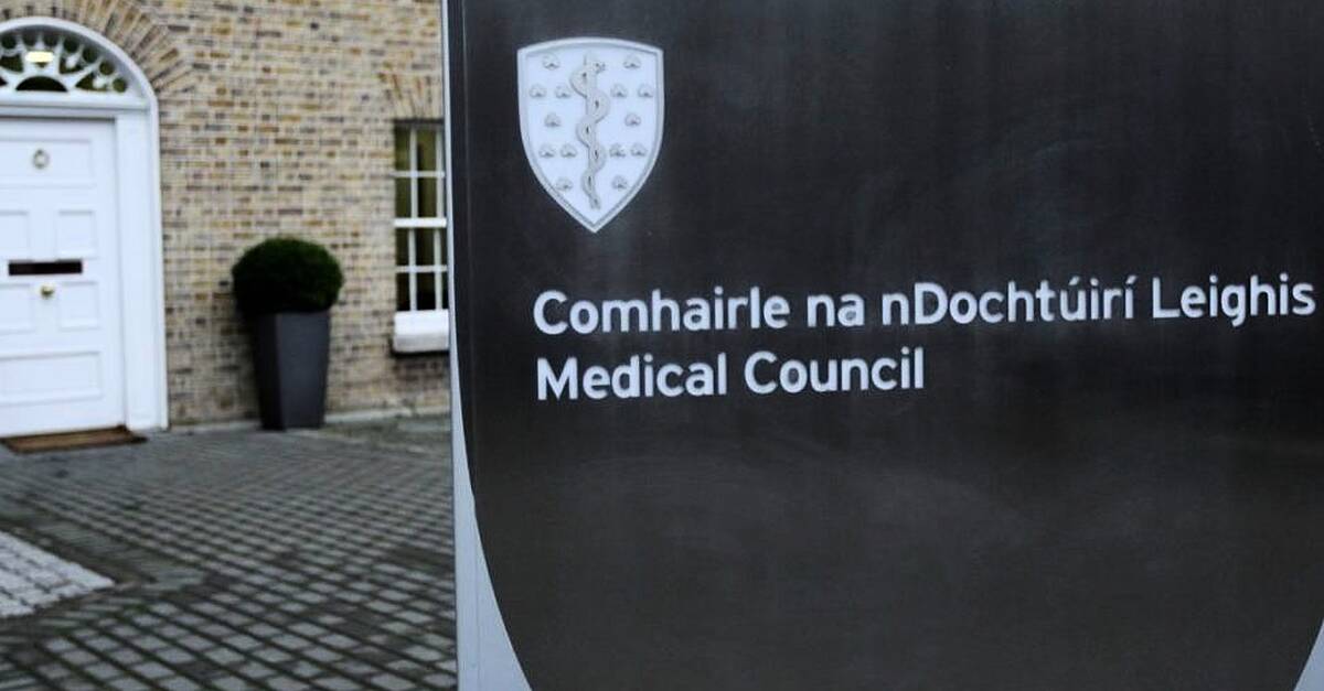 Doctor prescribed highly addictive painkiller from a hospital he no longer worked at