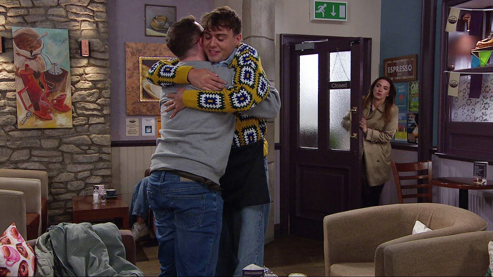 gabby thomas, vinny dingle, lewis, emmerdale