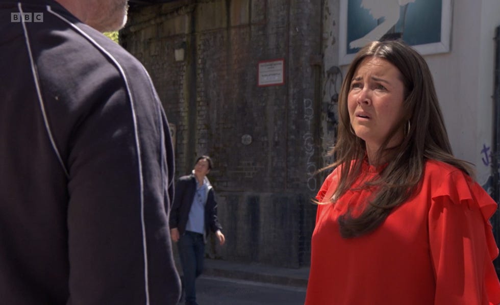 stacey talking to greg in eastenders