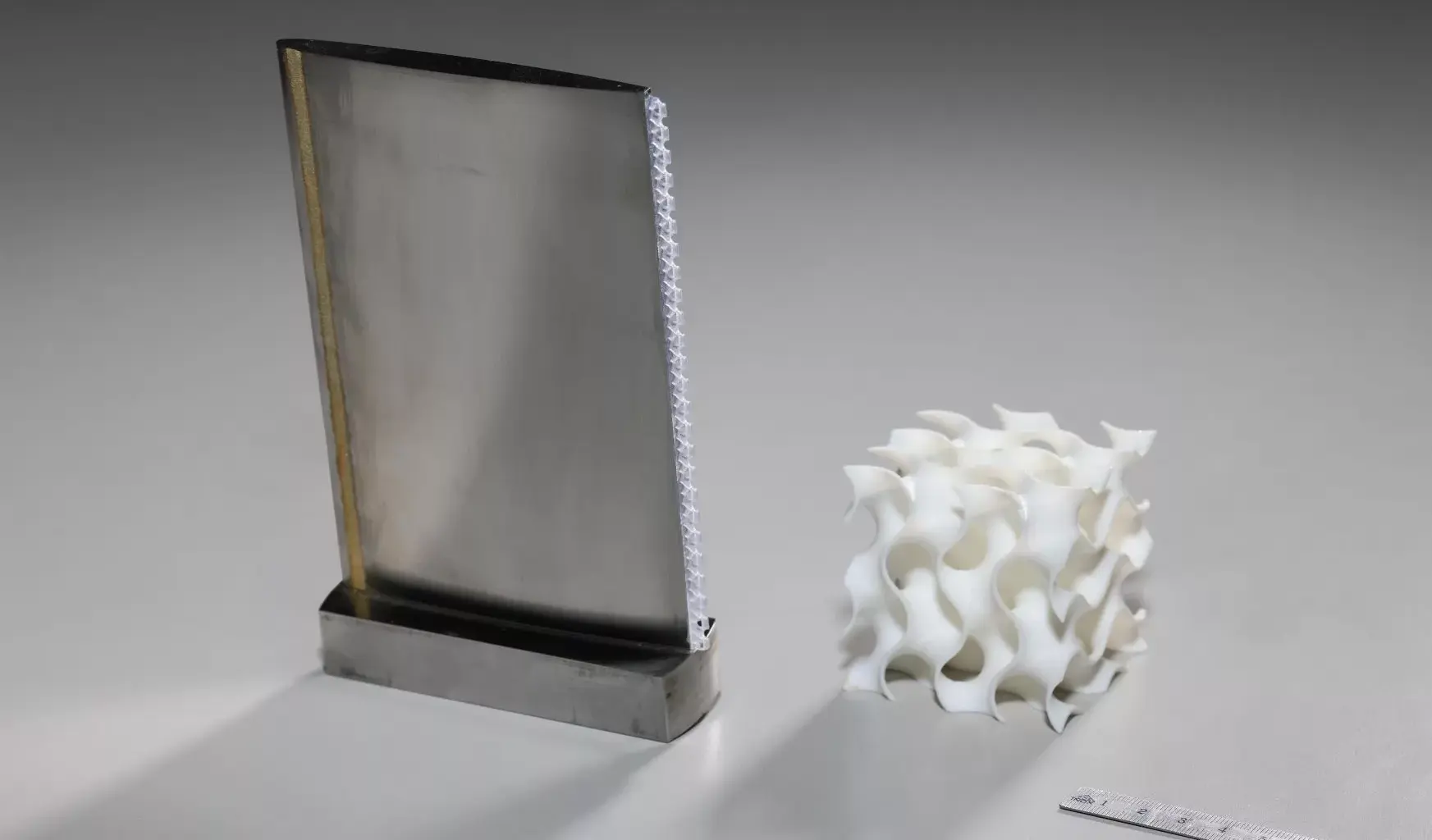 Innovative device reduces vibration in rotating machines