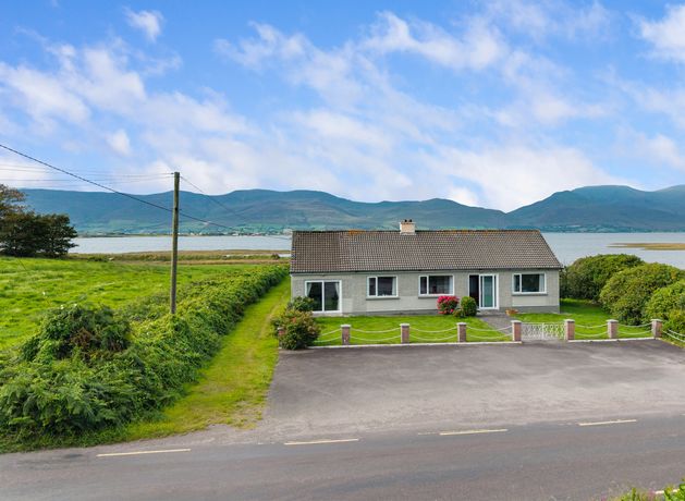 On the market: Four homes with royal aspects in the Kingdom