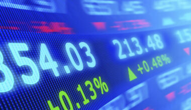 Futures Flat Ahead of Bank Rate Word