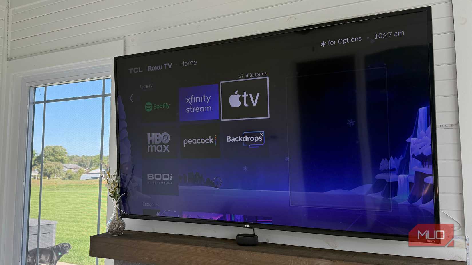 smart tv in 3 seasons room wall mounted